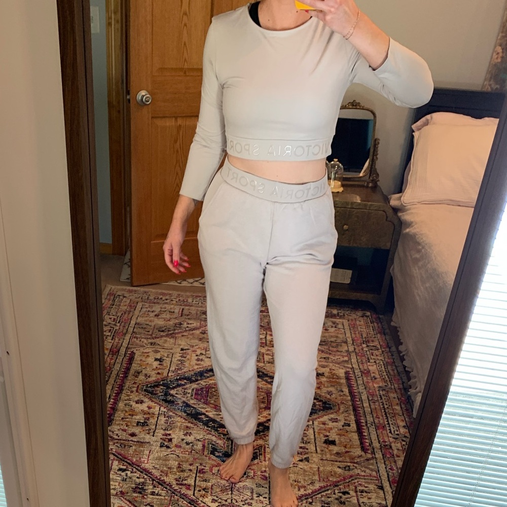 VICTORIA SPORT any Victorias Secret co-ord set